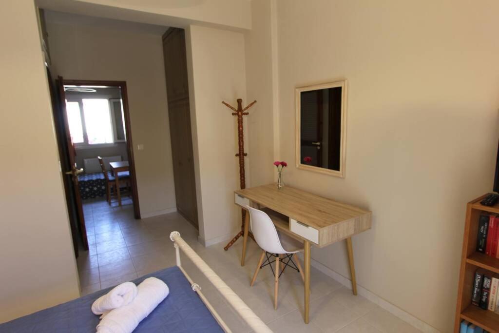 Cozy Apartment In The Heart Of The Town أرغوستولي المظهر الخارجي الصورة